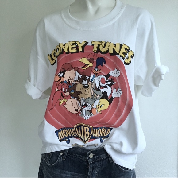 Warner Bros. Tops - NWT | VINTAGE | 90's LOONEY TUNES | GRAPHIC TEE